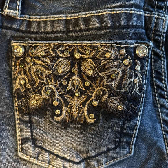 Miss Me Jeans- Standard Straight Leg - Picture 6 of 9